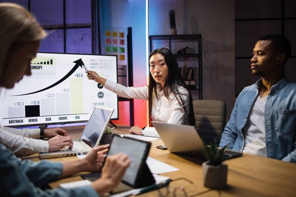 Comment les petites entreprises peuvent-elles utiliser les analyses comportementales pour améliorer l'expérience utilisateur sur leurs sites web ?